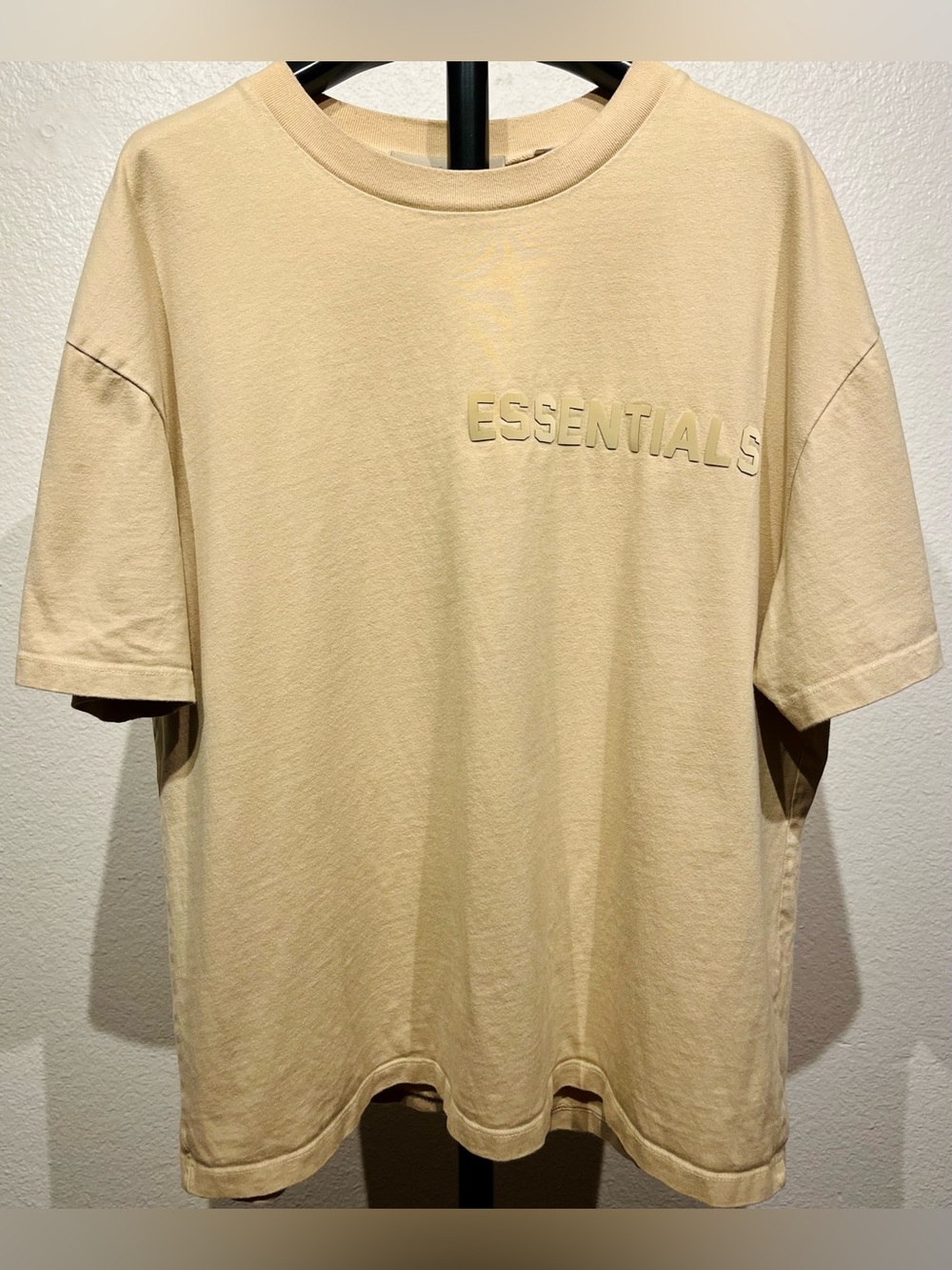 Essentials Short Sleeve Logo Tee in Sandstone - Size M (Men’s)